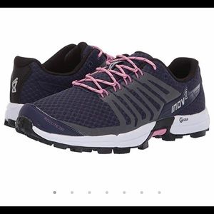 NIB inov-8 Roclite 290 trail shoes Sz 8.5